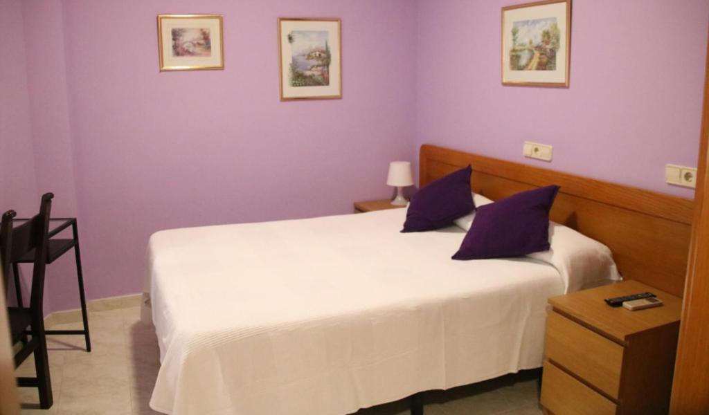 Hostal Burgales Milagro Extérieur photo