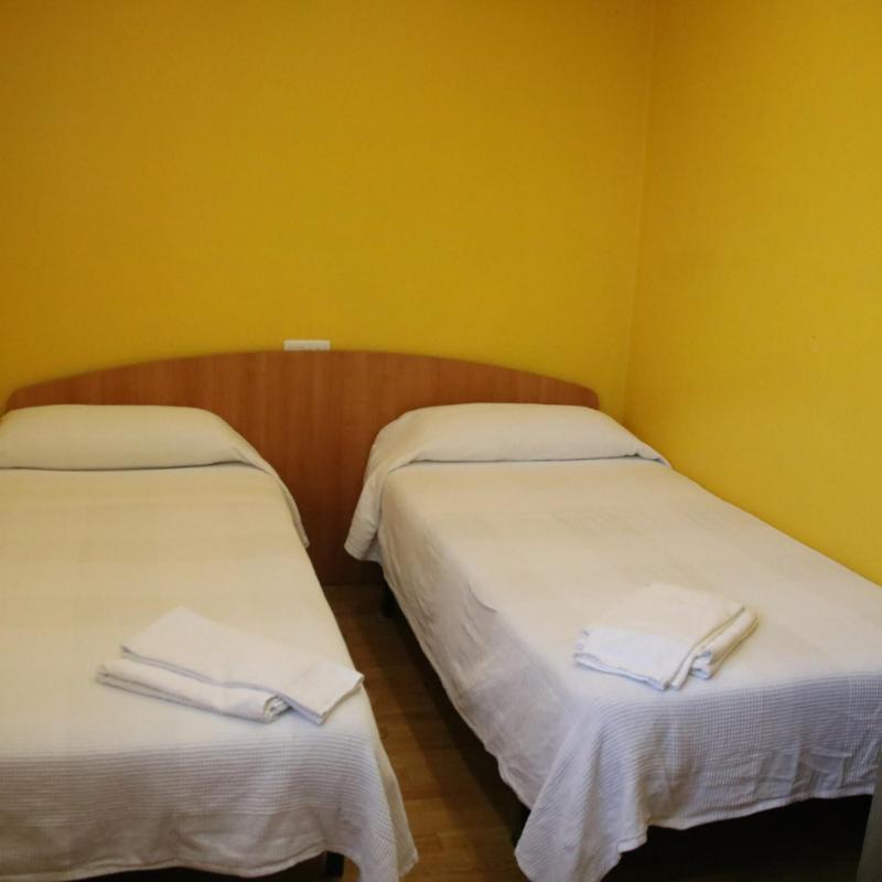 Hostal Burgales Milagro Extérieur photo